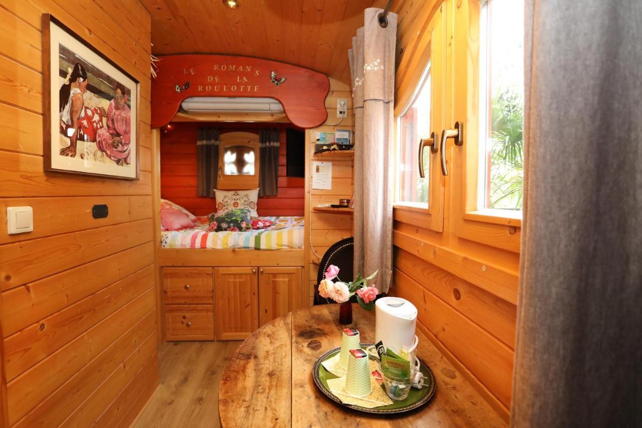 Maison D'Hotes Et Roulotte" Le 6 Bis" Romans-sur-Isere Ngoại thất bức ảnh